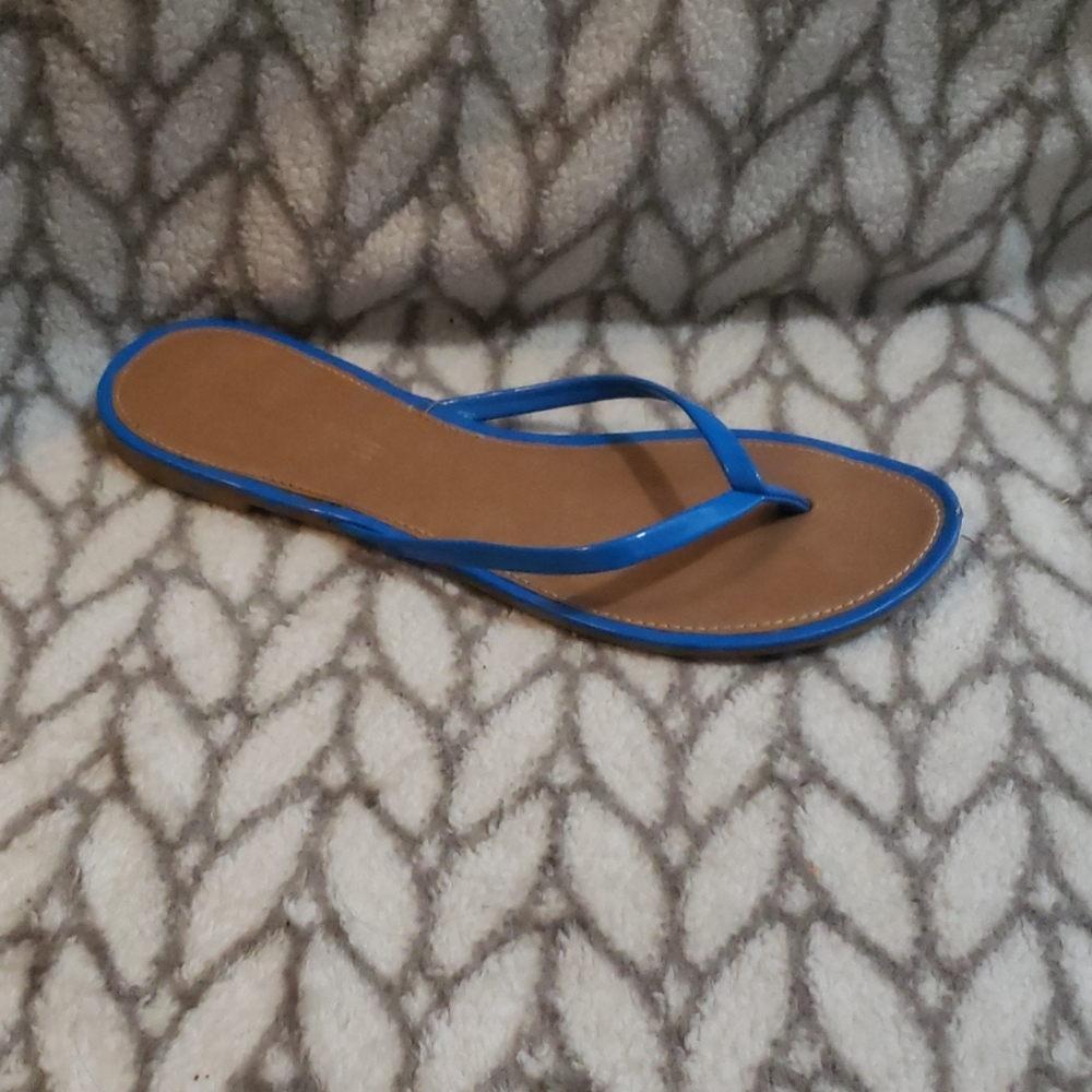 Sandals - Picture 3 of 3